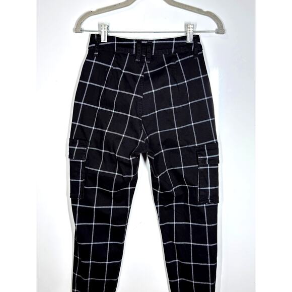 Hot Topic Jogger Cargo Pants Black White Gothic Casual Preppy Women Size XS (PS) - Picture 9 of 10